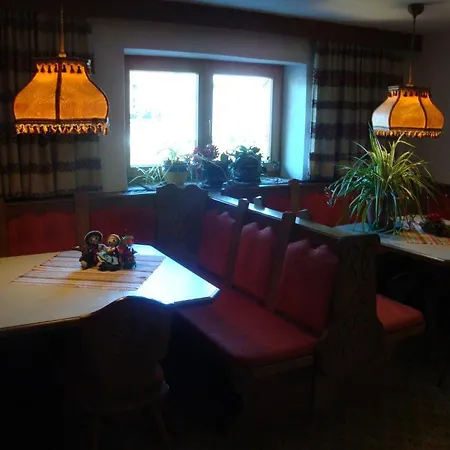 Gastehaus Treichl Гостевой дом Фюген