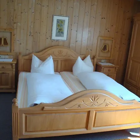 Gastehaus Treichl 3* Фюген