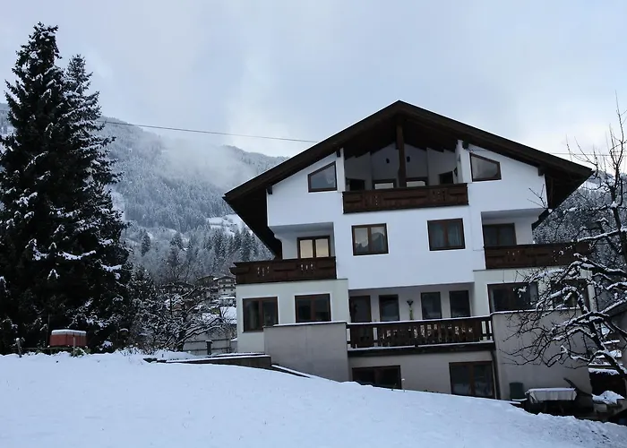 Gästehaus Treichl 3* Fügen