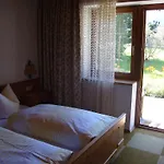 Gastehaus Treichl Πανσιόν 3*