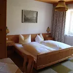 Gastehaus Treichl Πανσιόν 3*